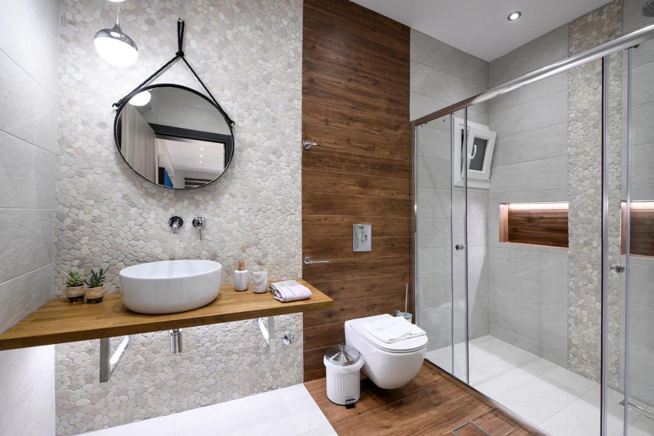 Adell Deluxe Apartment *
